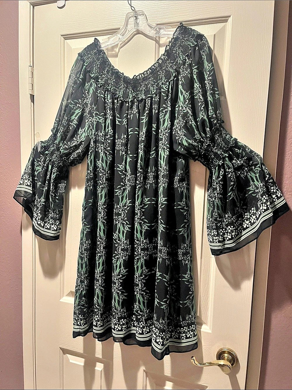 Max Studio Floral Maxi Dress in Black & Green Size XL Like New